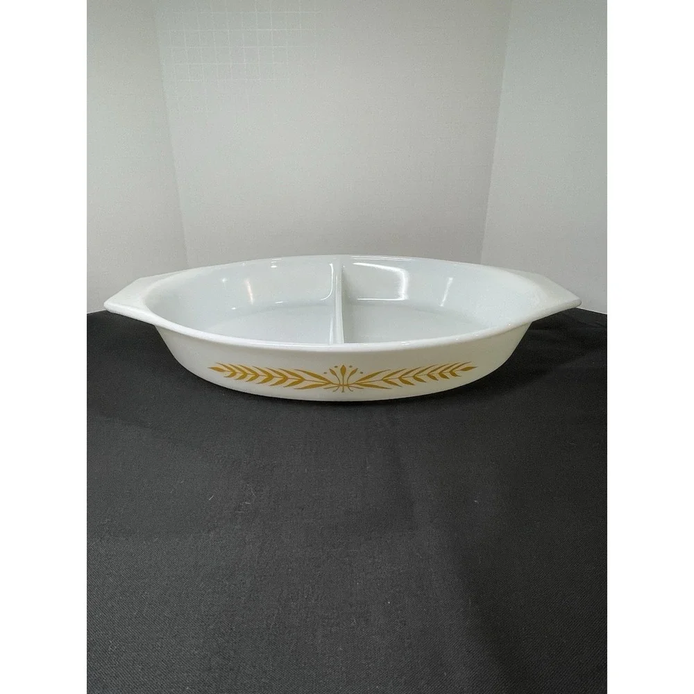 Vintage 1960 Pyrex Royal Wheat Promotional Item Divided Oval Casserole Dish. New